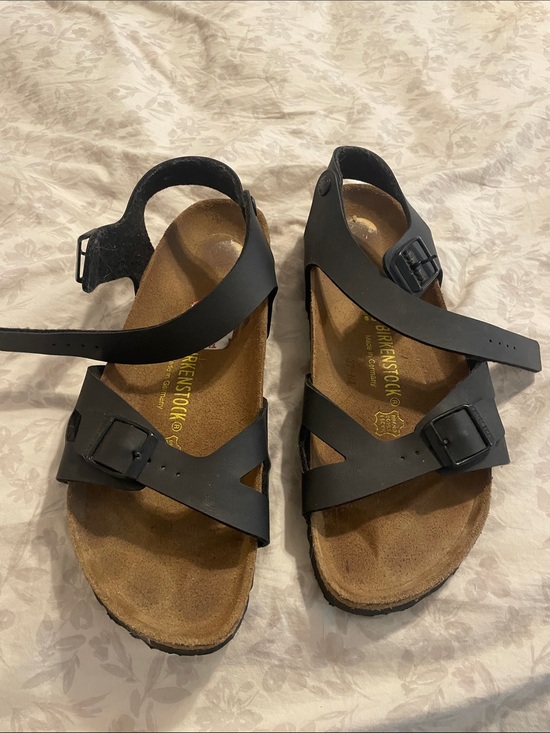 Birkenstock Shoes - Birkenstock Rio Black Leather Strappy Sandals women’s 11 men’s 9